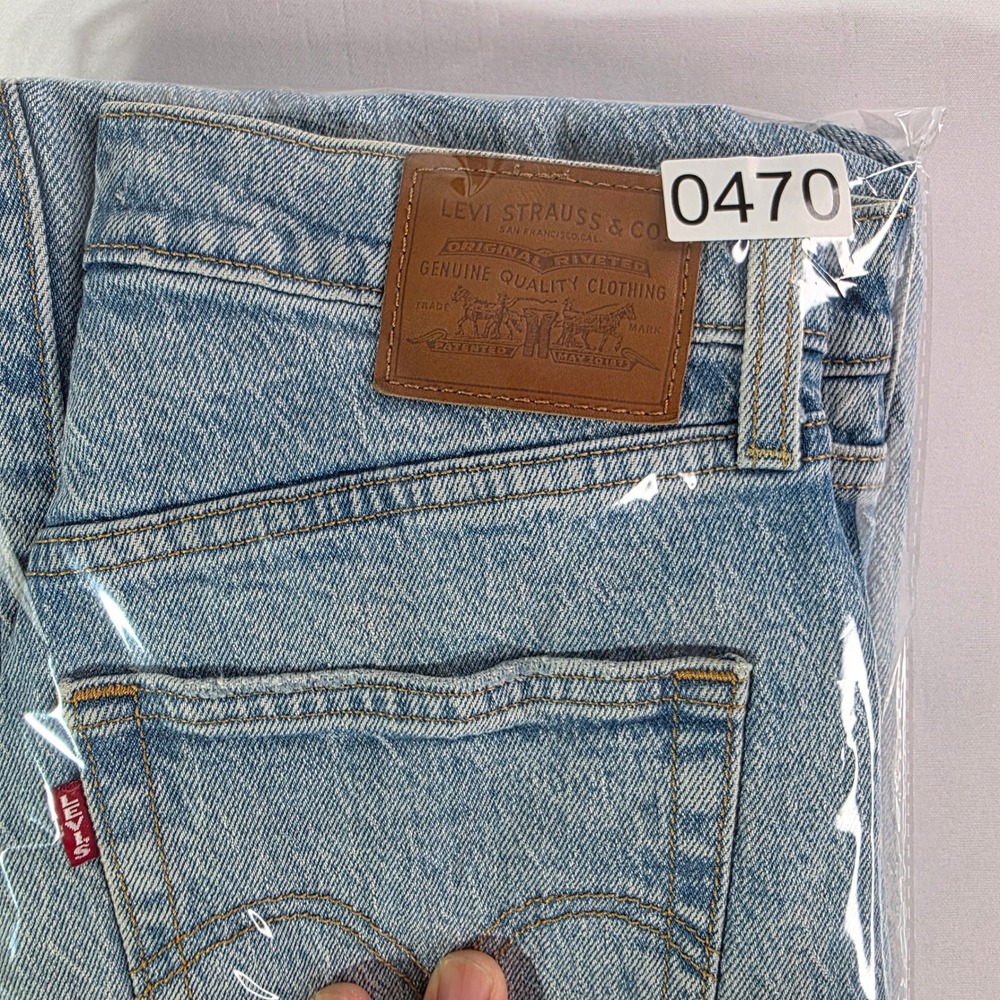 Levis Ribcage BIG E Straight Ankle Jeans Light Wash Distressed High Rise 27x26 - Picture 14 of 14
